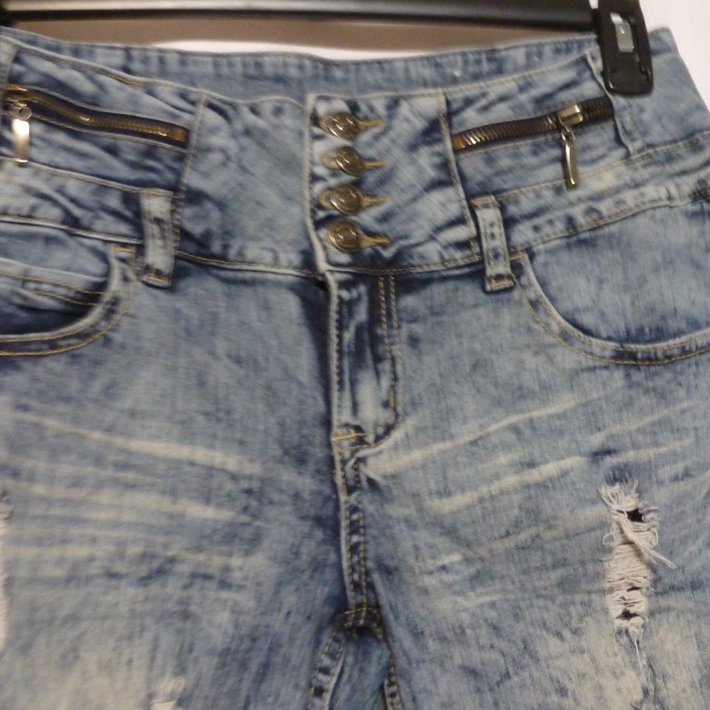 Harmony + Havoc Stretchy High-Waist Distressed Washed Jeans – Size 11 - Picture 3 of 11